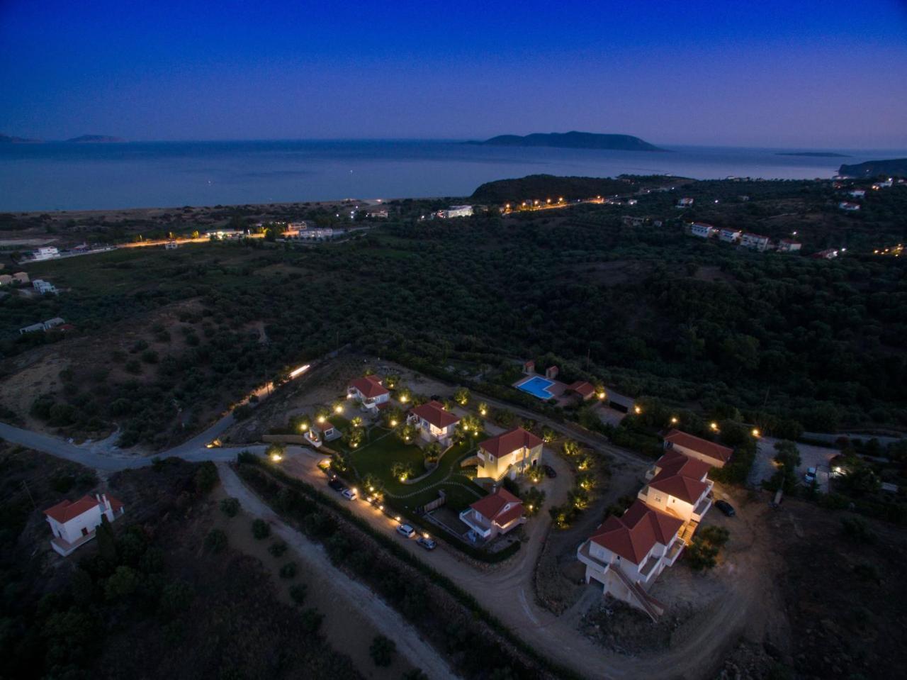 פיניקונטה Kotroni Villas מראה חיצוני תמונה